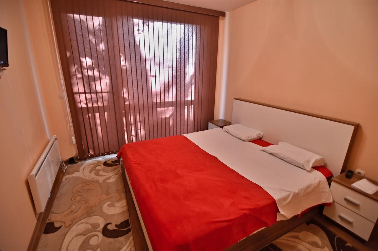 Borov Park 1 Apartment Velingrad Ngoại thất bức ảnh